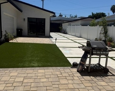 22520 Clarendon - Photo Thumbnail 24