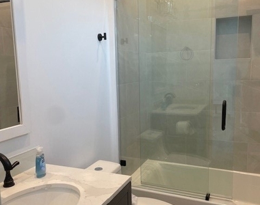 22520 Clarendon - Photo Thumbnail 16