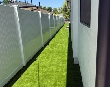 22520 Clarendon - Photo Thumbnail 28