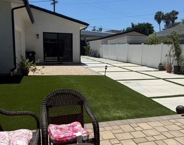 22520 Clarendon - Photo Thumbnail 26
