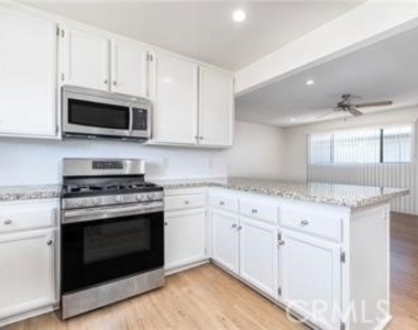 1029 W 161st Street - Photo Thumbnail 4