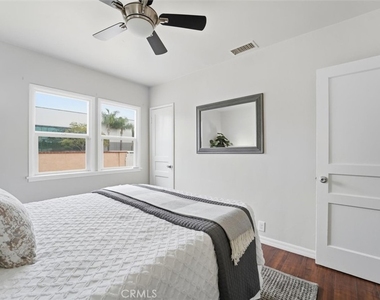 11937 S La Cienega - Photo Thumbnail 16