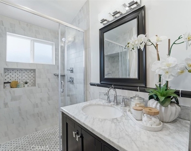 11937 S La Cienega - Photo Thumbnail 19