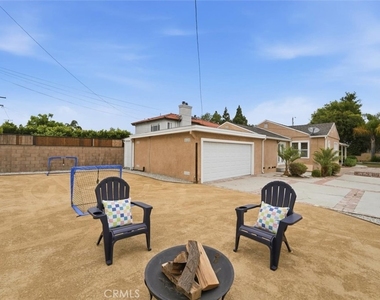 11937 S La Cienega - Photo Thumbnail 20