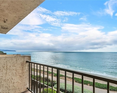 535 Esplanade - Photo Thumbnail 20