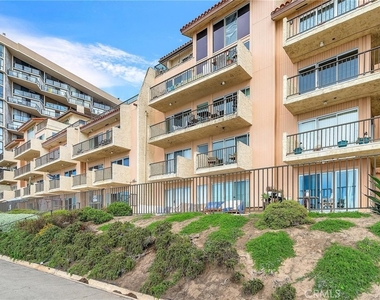 535 Esplanade - Photo Thumbnail 29