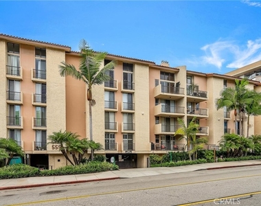 535 Esplanade - Photo Thumbnail 2