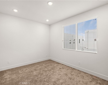 2186 Skylar Place - Photo Thumbnail 22