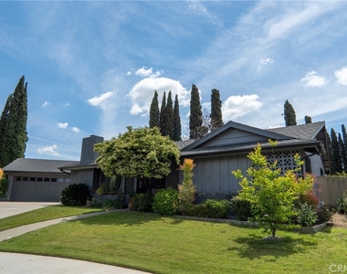 1304 E Carleton Avenue - Photo Thumbnail 18