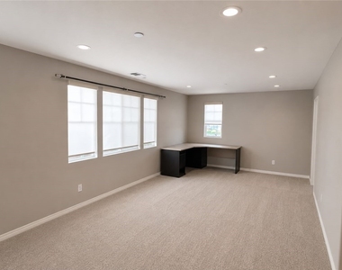 2308 Navigation Circle - Photo Thumbnail 10