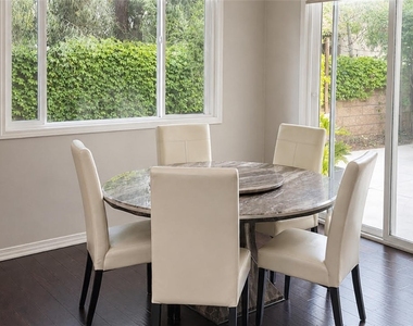 2308 Navigation Circle - Photo Thumbnail 6