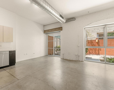 527 Molino - Photo Thumbnail 9