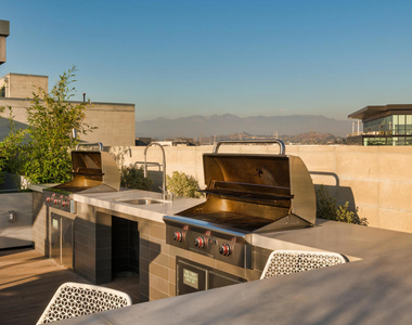 527 Molino - Photo Thumbnail 3