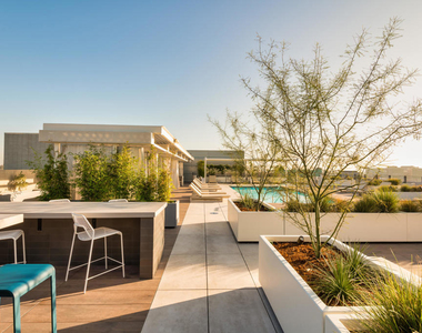 527 Molino - Photo Thumbnail 1