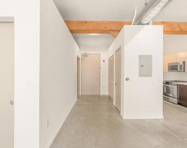 527 Molino - Photo Thumbnail 2