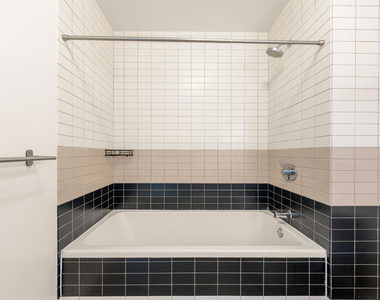 527 Molino - Photo Thumbnail 18