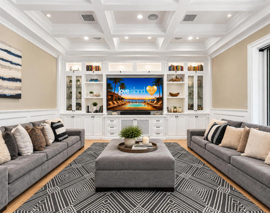 10331 Valley Spring Lane - Photo Thumbnail 17