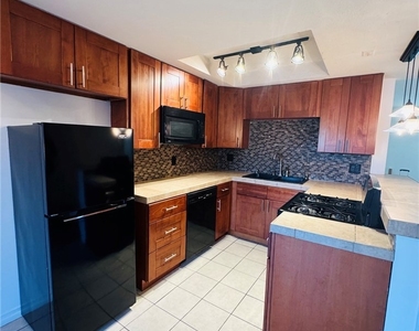 13722 Red Hill - Photo Thumbnail 1