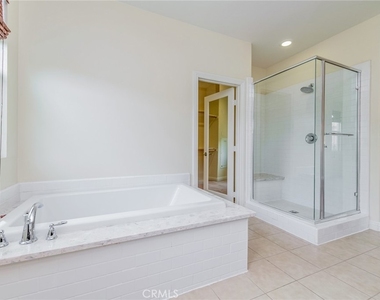 219 Wicker - Photo Thumbnail 21