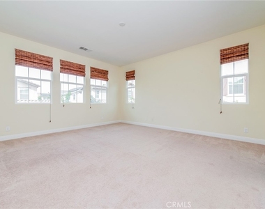 219 Wicker - Photo Thumbnail 19