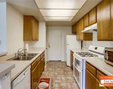 11350 Foothill - Photo Thumbnail 5