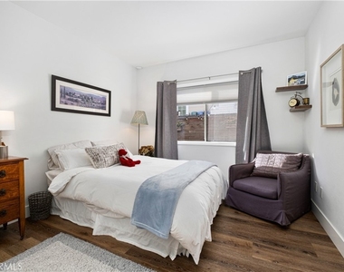 29 Bridington - Photo Thumbnail 19