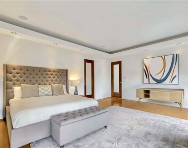 8835 Evanview - Photo Thumbnail 3