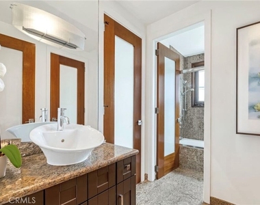 8835 Evanview - Photo Thumbnail 13