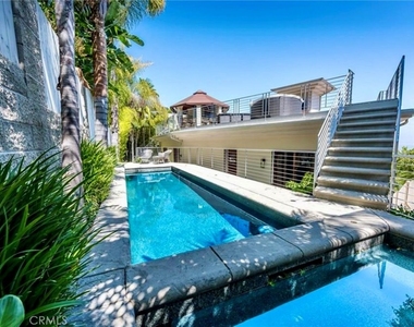 8835 Evanview - Photo Thumbnail 12
