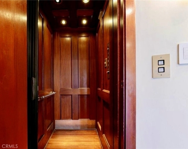 8835 Evanview - Photo Thumbnail 14