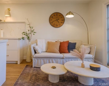 1 Encinitas Ct - Photo Thumbnail 6