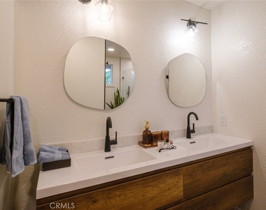 1 Encinitas Ct - Photo Thumbnail 32