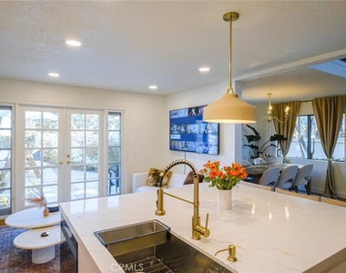 1 Encinitas Ct - Photo Thumbnail 15