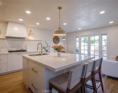 1 Encinitas Ct - Photo Thumbnail 13