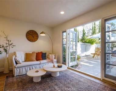 1 Encinitas Ct - Photo Thumbnail 8