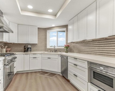 4052 Garfield - Photo Thumbnail 13