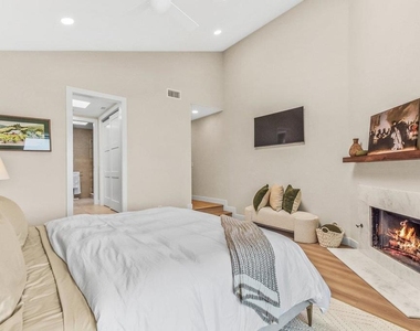 4052 Garfield - Photo Thumbnail 17