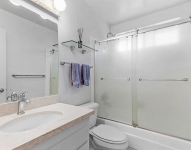 2462 Lozana Road - Photo Thumbnail 21