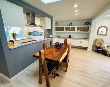 2462 Lozana Road - Photo Thumbnail 7