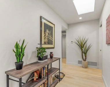 2462 Lozana Road - Photo Thumbnail 12