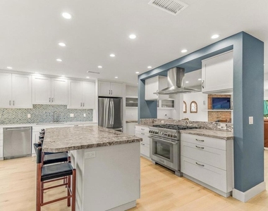 2462 Lozana Road - Photo Thumbnail 2