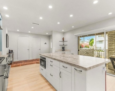 2462 Lozana Road - Photo Thumbnail 4