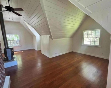 1470 Fernwood Drive - Photo Thumbnail 19