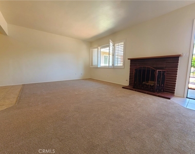 617 Pine Avenue - Photo Thumbnail 4
