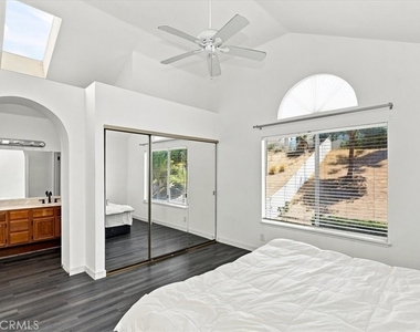 421 Yellowstone - Photo Thumbnail 26