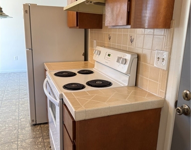 28906 W Worcester - Photo Thumbnail 7