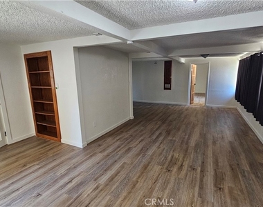 3469 N F - Photo Thumbnail 7