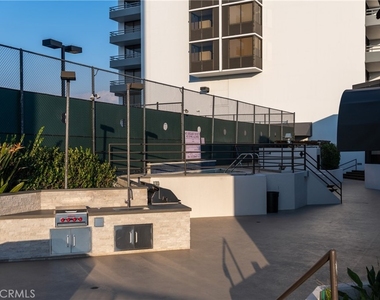 345 Pioneer Drive - Photo Thumbnail 39