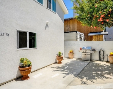 6235 Banner Avenue - Photo Thumbnail 16