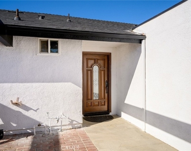 13945 Breger Avenue - Photo Thumbnail 2